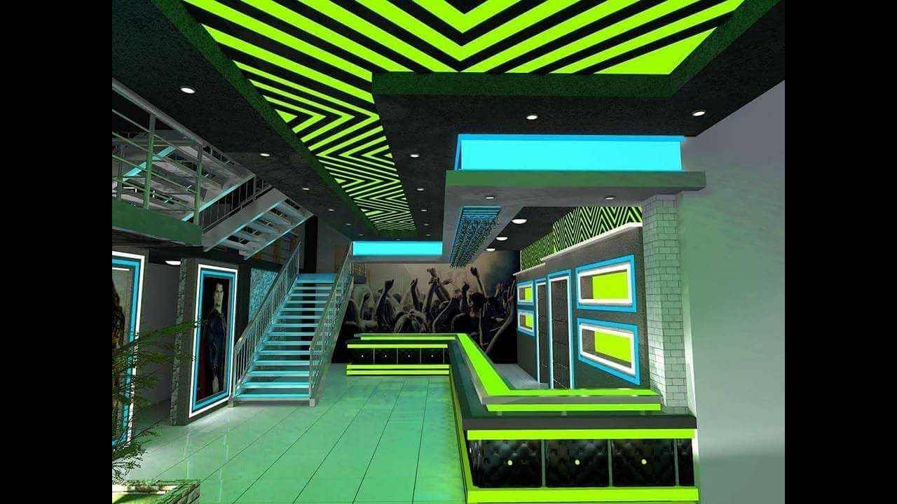 Encimeras de color blanco hueso en discotecas pequeñas modernas: luz íntima