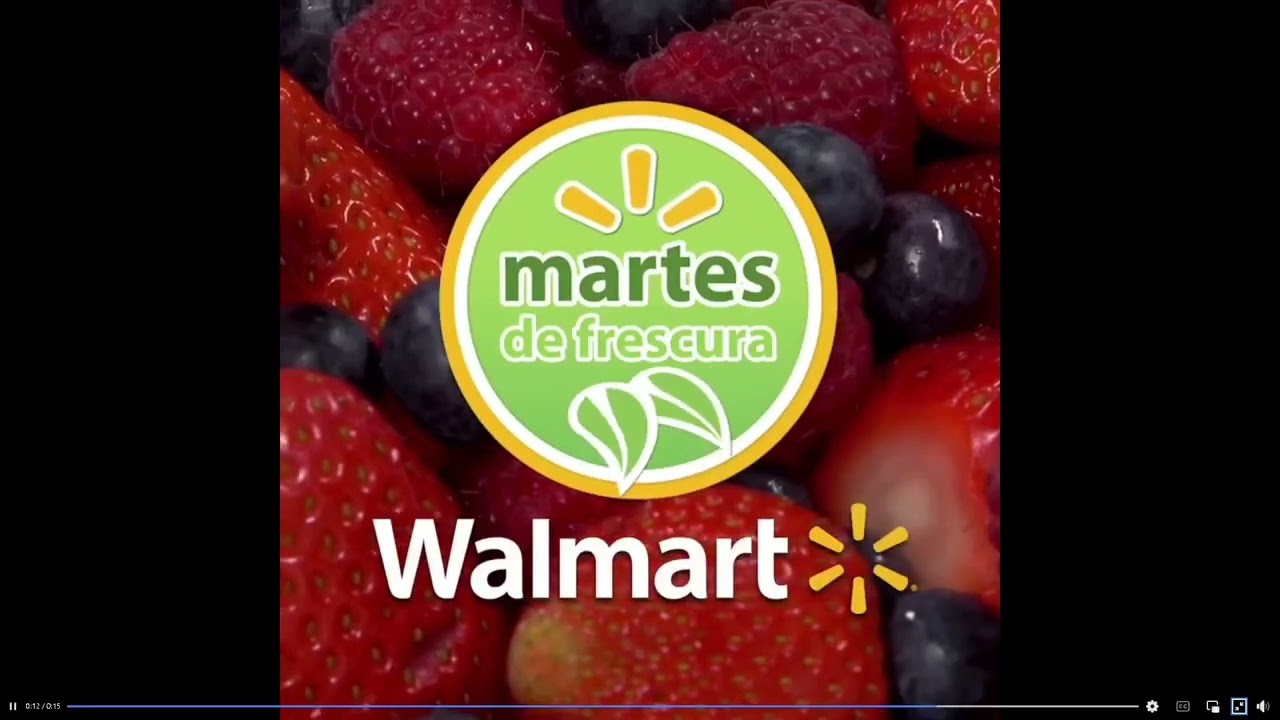 Encimeras de color negro mate en piscinas exteriores: frescura sofisticada