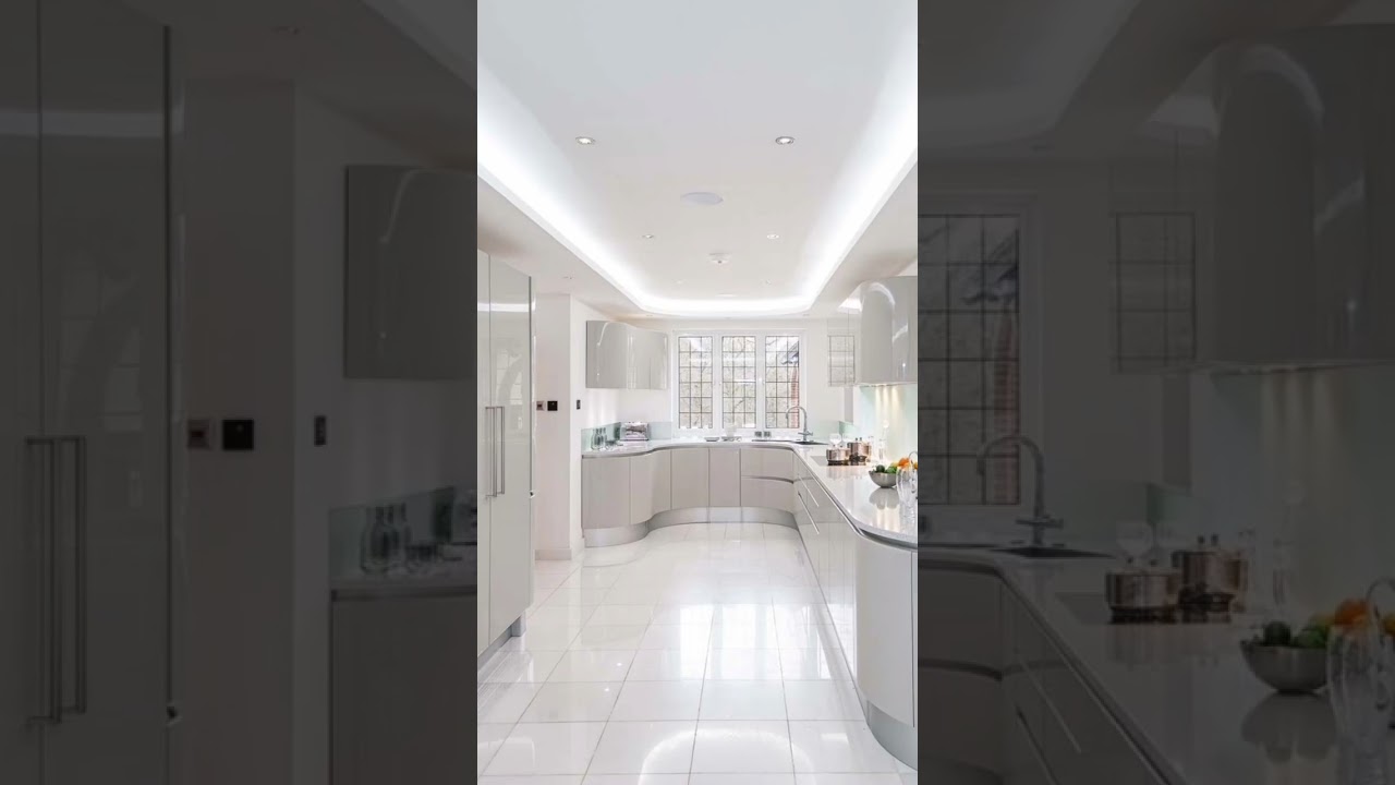 Laboratorios con encimeras de color blanco perla: elegancia y funcionalidad en entornos sanitarios